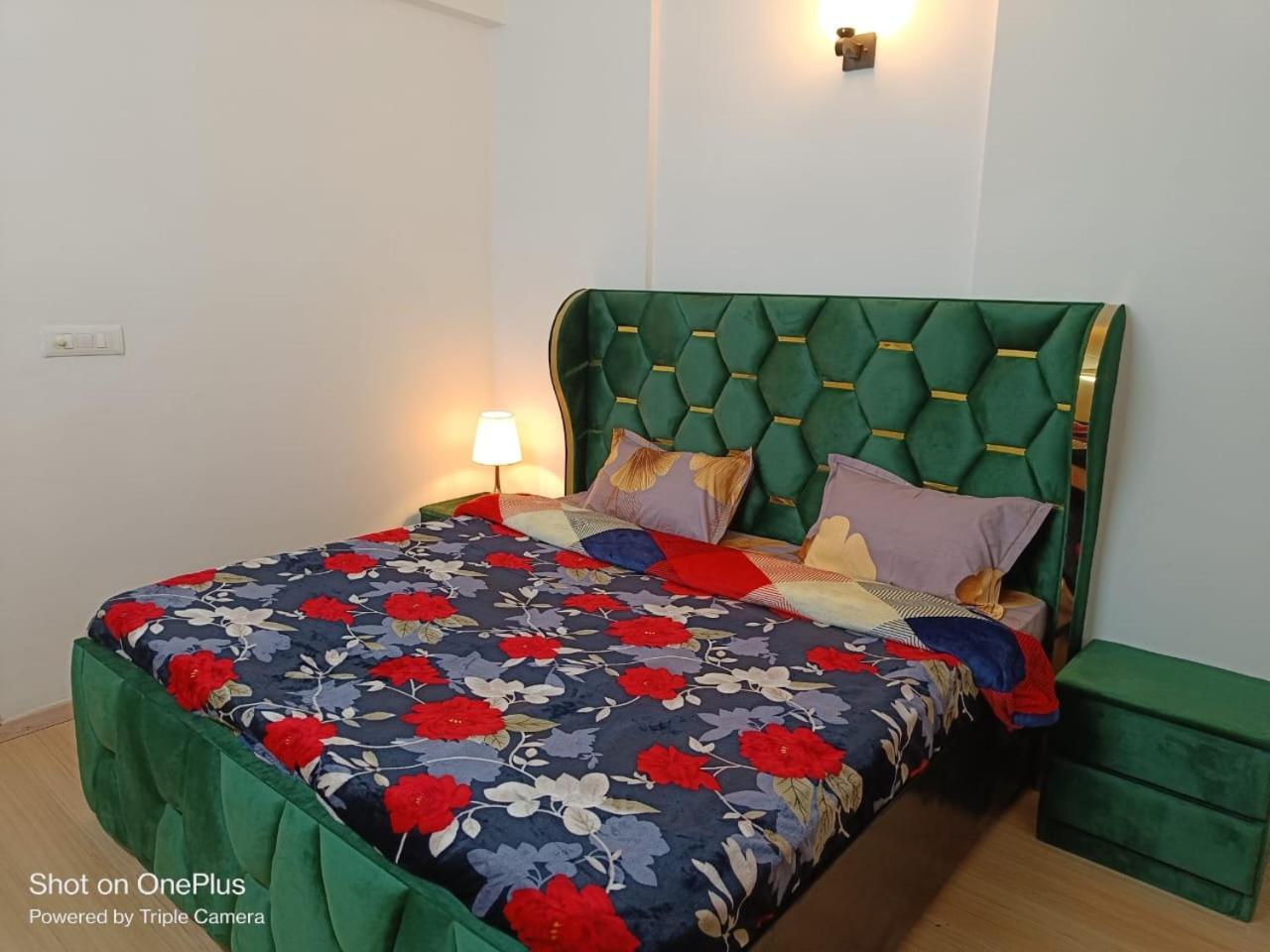 Bnbbuddy Aarohi Homes 3 Bhk West Delhi New Delhi