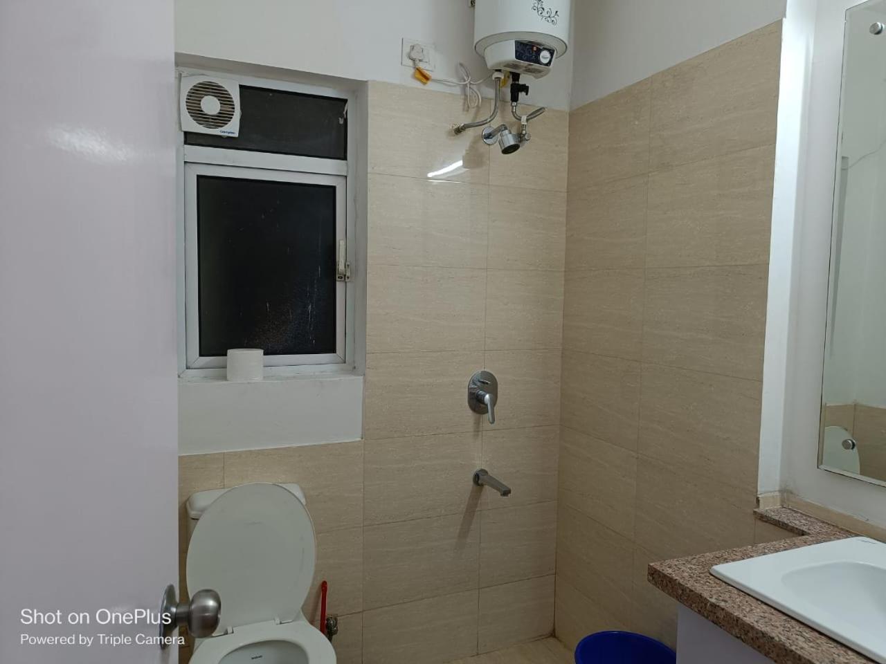 Bnbbuddy Aarohi Homes 3 Bhk West Delhi New Delhi